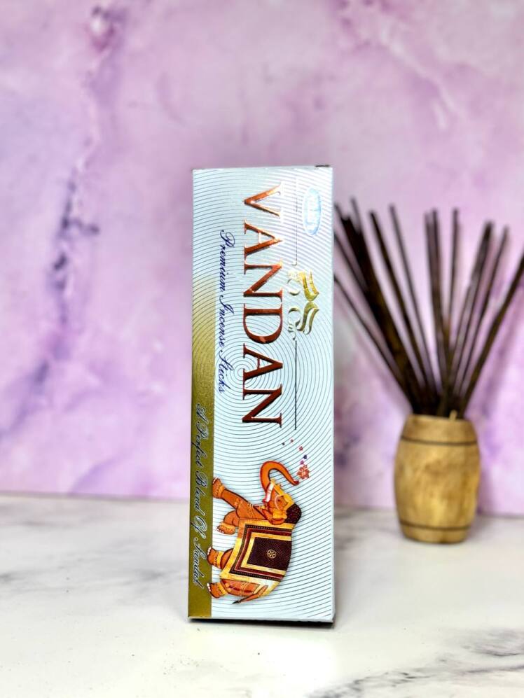 عود دست ساز صندل سرخ Vandan