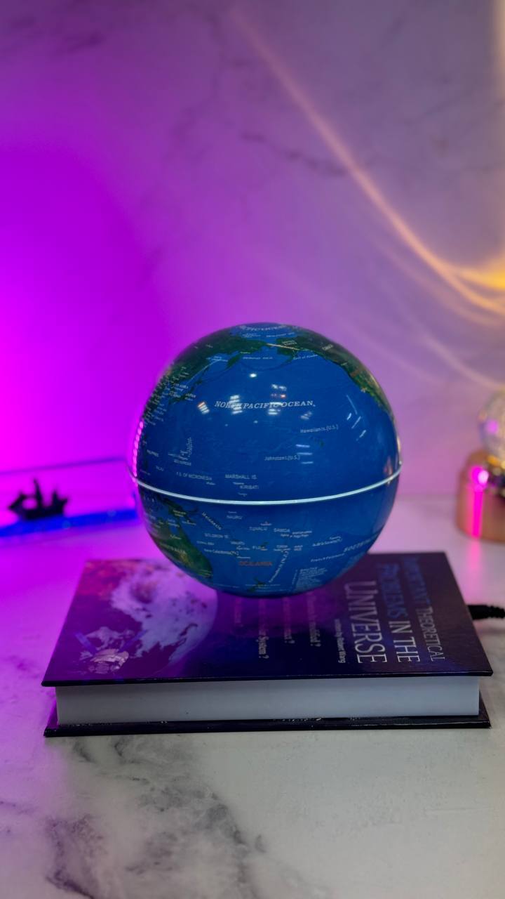  کره زمین معلق مغناطیسی شگفت انگیز با پایه به شکل کتاب 